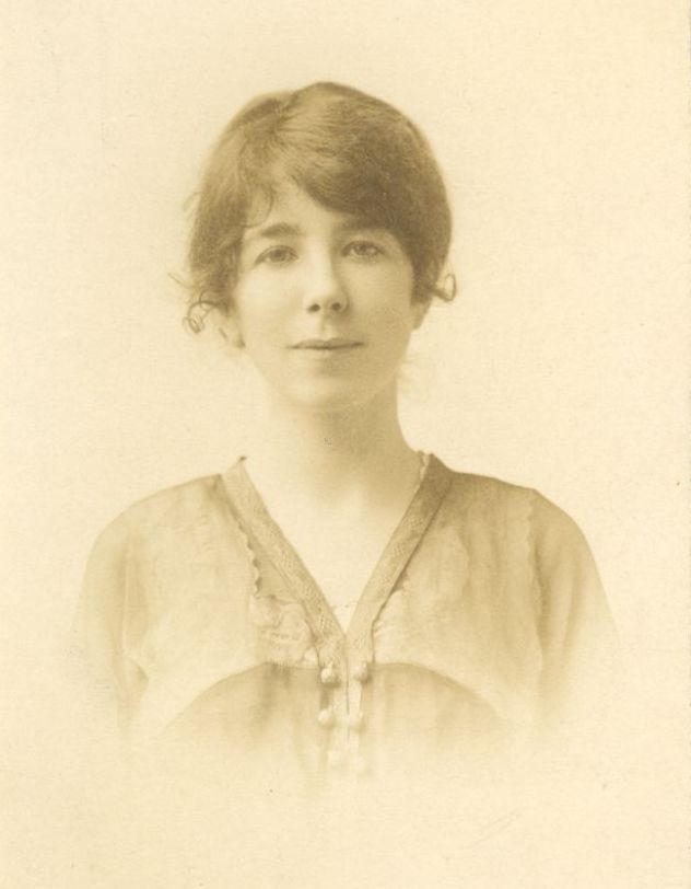 photo indiv - Edith Traill 1886-1939 - 3.jpg