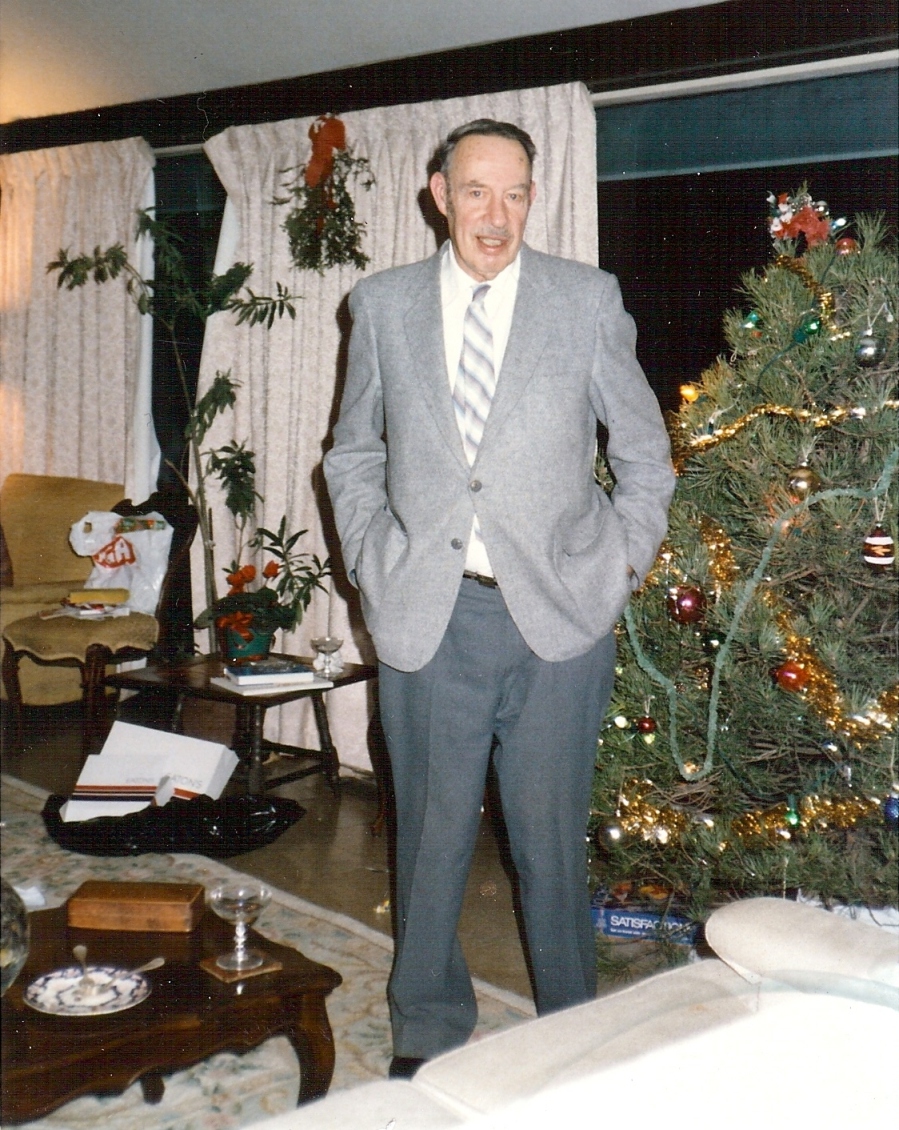 photo indiv - dunbar moodie heddle at christmas at his house on mountsberg rd.jpg