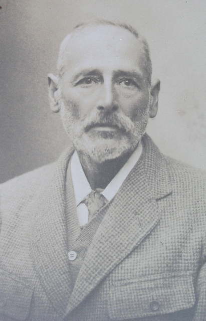 photo indiv - john george flett moodie heddle 1872-1954.jpg